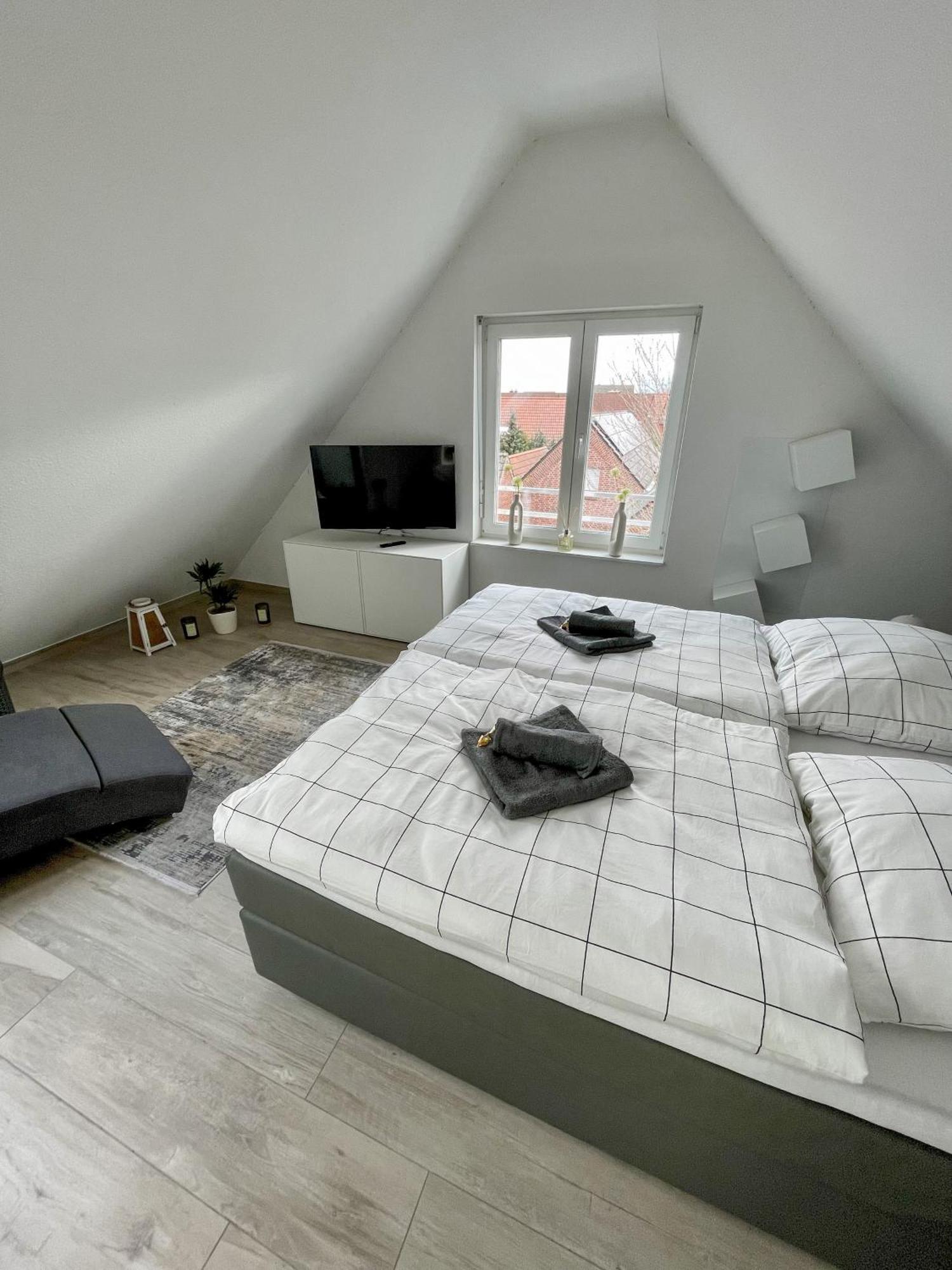Ahaus: Stadtoase Mit Terrasse & Privater Garage Ngoại thất bức ảnh